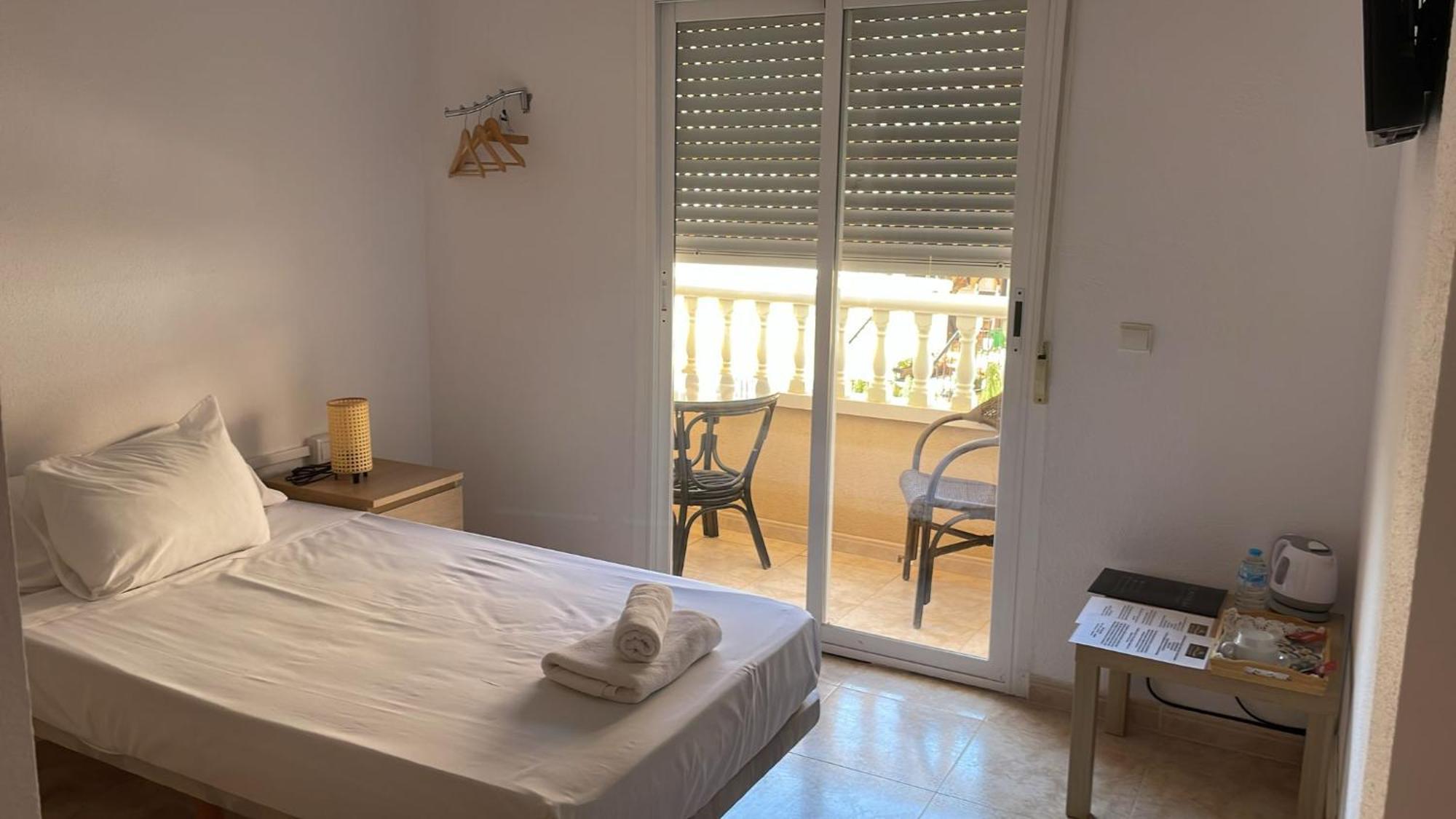 Algorfa Bed & Breakfast 2*